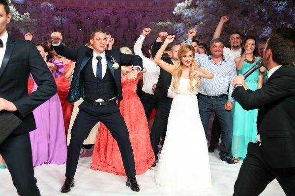 Ксения Бородина снова в свадебном платье