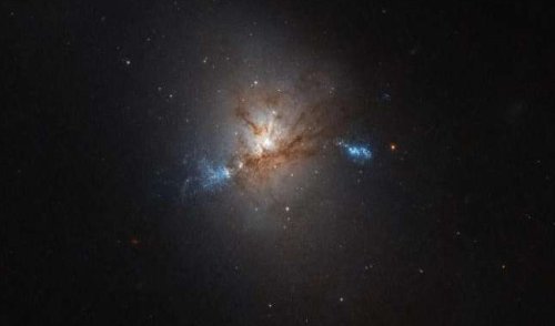 Галактика NGC 1222