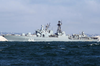 В Средиземном море российские военные моряки спасли украинский экипаж