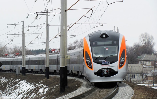 Укрзализныця отменила ряд скоростных поездов на Новый год
