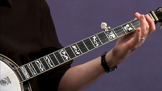 Lynda - Banjo Lessons with Tony Trischka: 2 Hammer-Ons and Pull-Offs TUTORiAL
