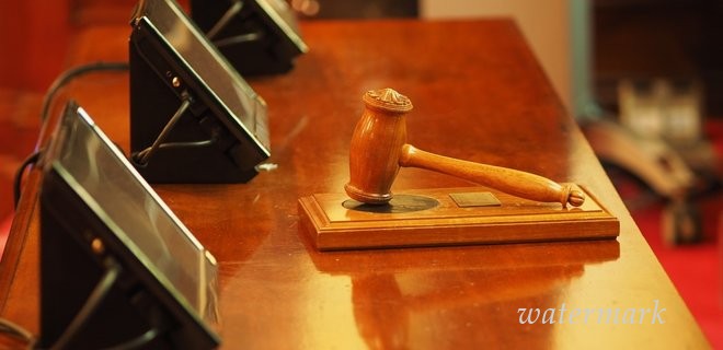 Суд зобов'язав НАБУ відкрити провадження проти Луценка