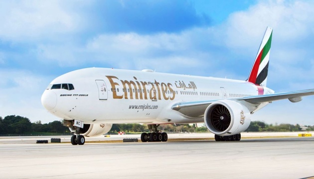 Авиакомпания Emirates снижает норму дармового провоза багажа