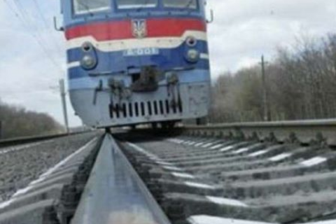 В Бродах скоростной поезд Киев - Ивано-Франковск свалил насмерть 17-девушку