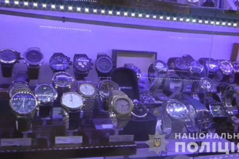 В Николаеве баба подделала брендовые часы на 30 млн гривен