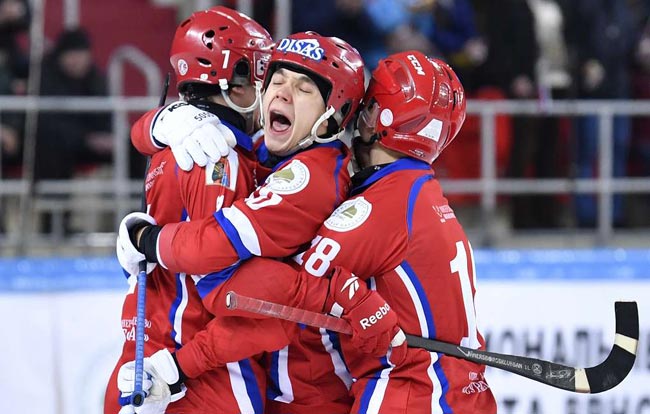 Сборная России по хоккею с мячом стала 12-кратным чемпионом мира