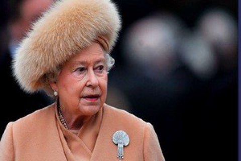 В Британии приготовились эвакуировать королеву Елизавету II на случай бедламов из-за Brexit