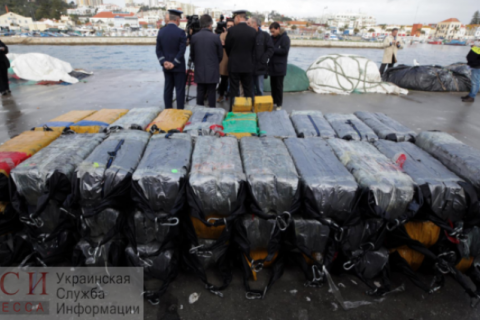 В Португалии взяли украинских моряков за перевозку 2,5 тонн кокаина